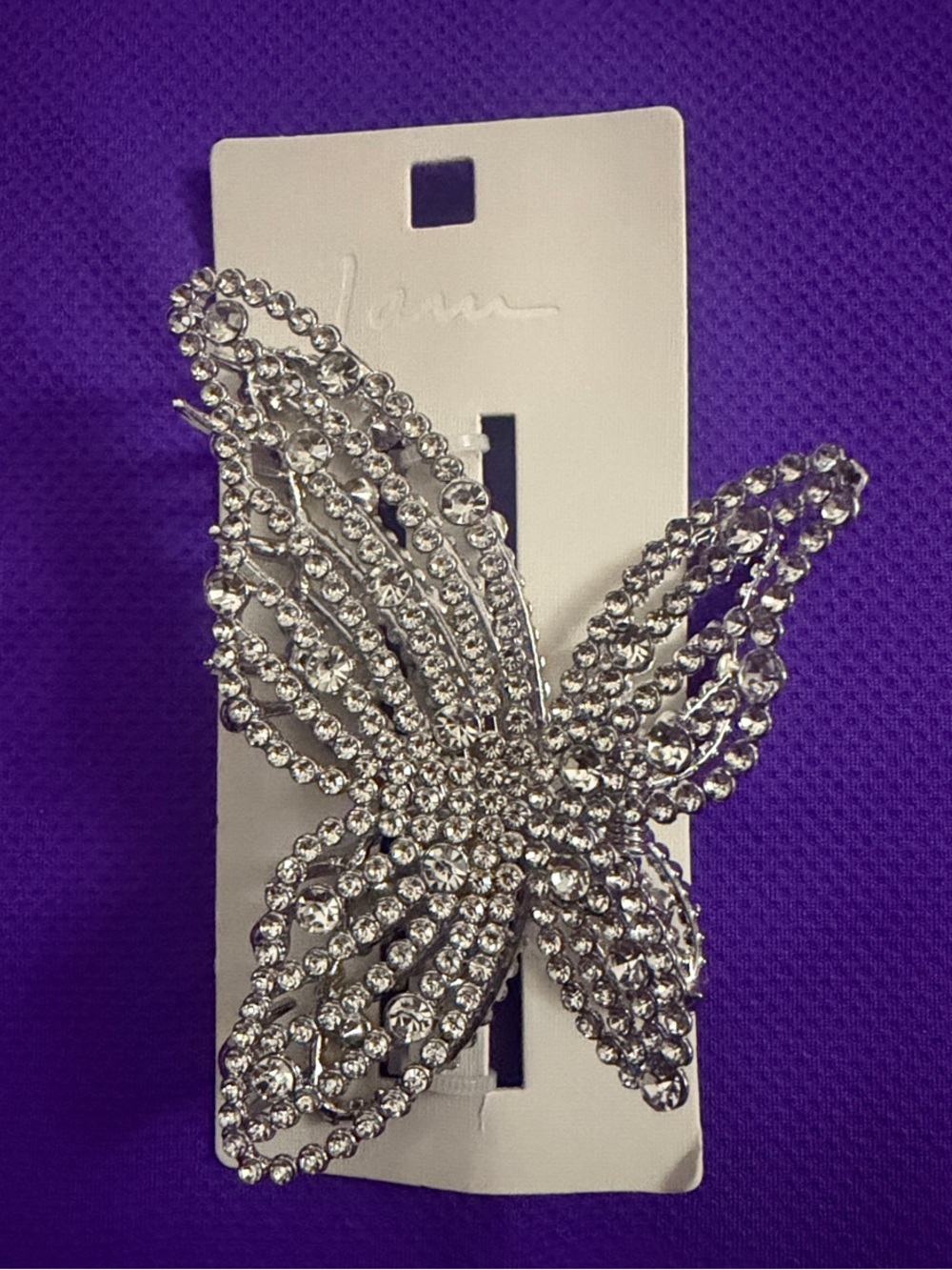 🦋Sparkling Crystal Butterfly Brooch - Silver Tone